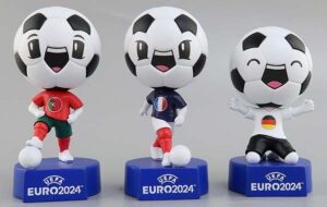 I love Football - UEFA EURO 2024 Offizielle 3D Sammelfiguren - 16er DISPLAY